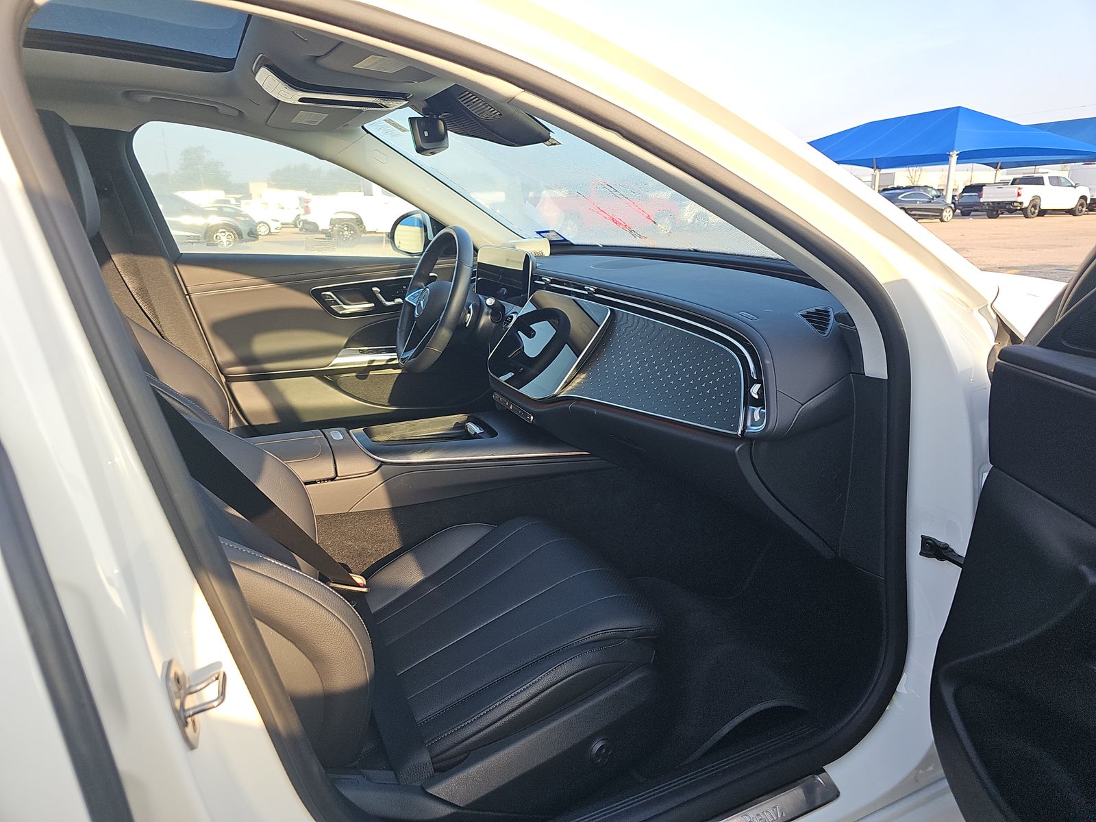 MERCEDES-BENZ E-CLASS - 9