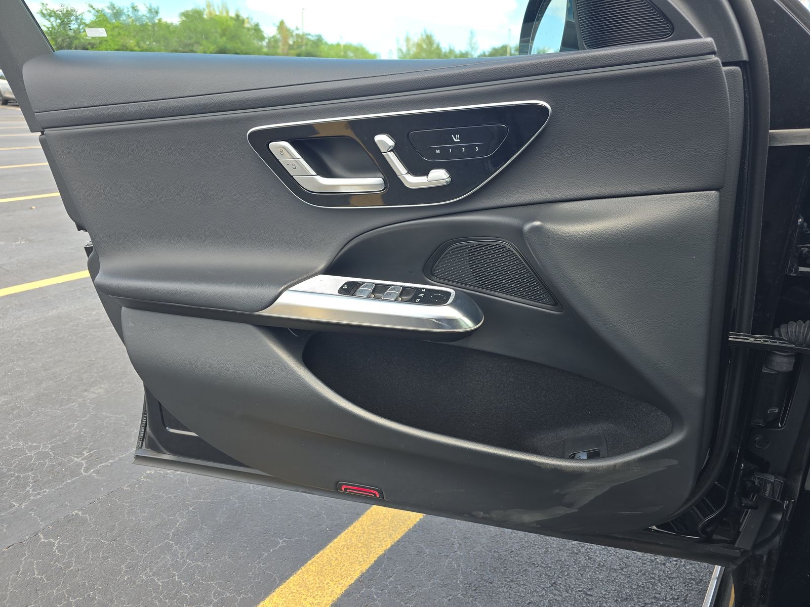 MERCEDES-BENZ E-CLASS - 10