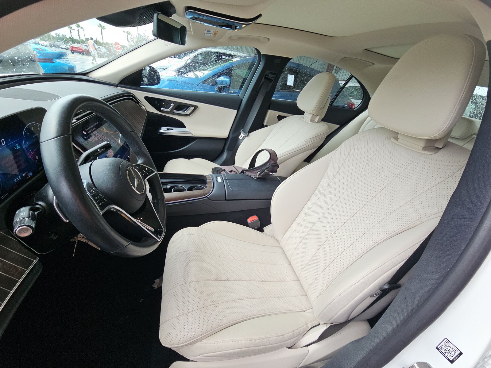 MERCEDES-BENZ E-CLASS - 8