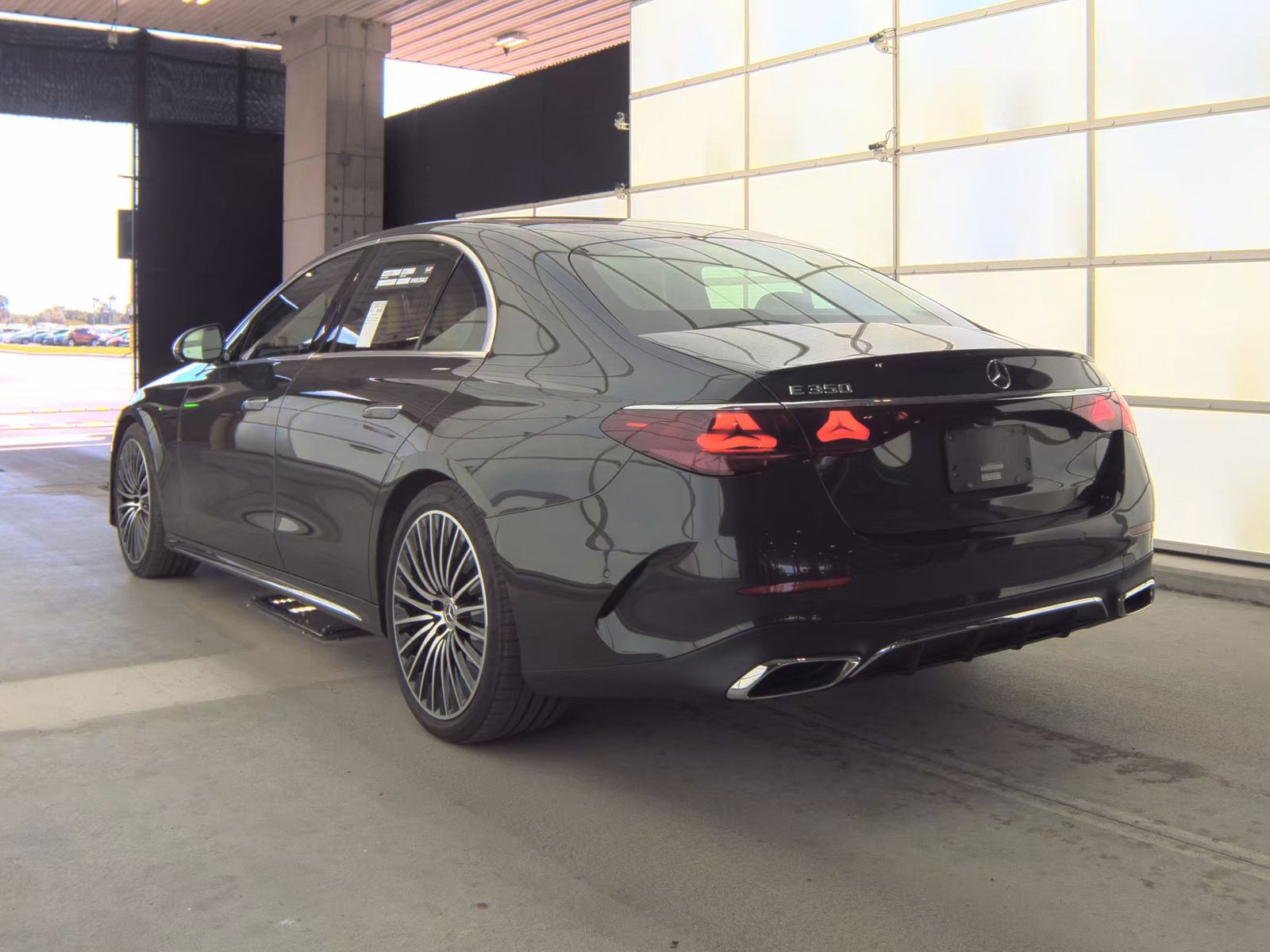 MERCEDES-BENZ E-CLASS - 7