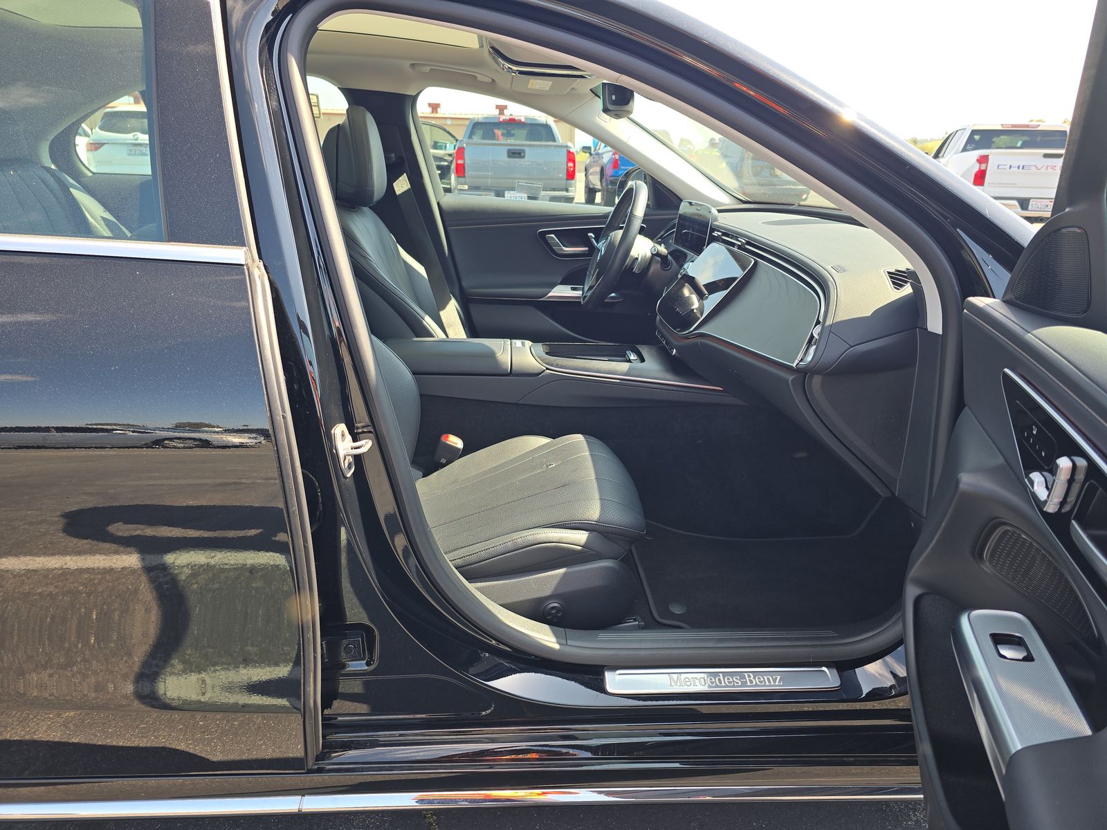 MERCEDES-BENZ E-CLASS - 9