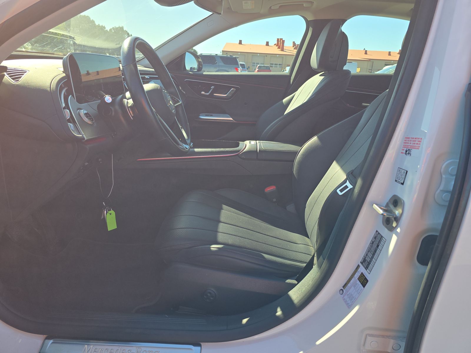 MERCEDES-BENZ E-CLASS - 8