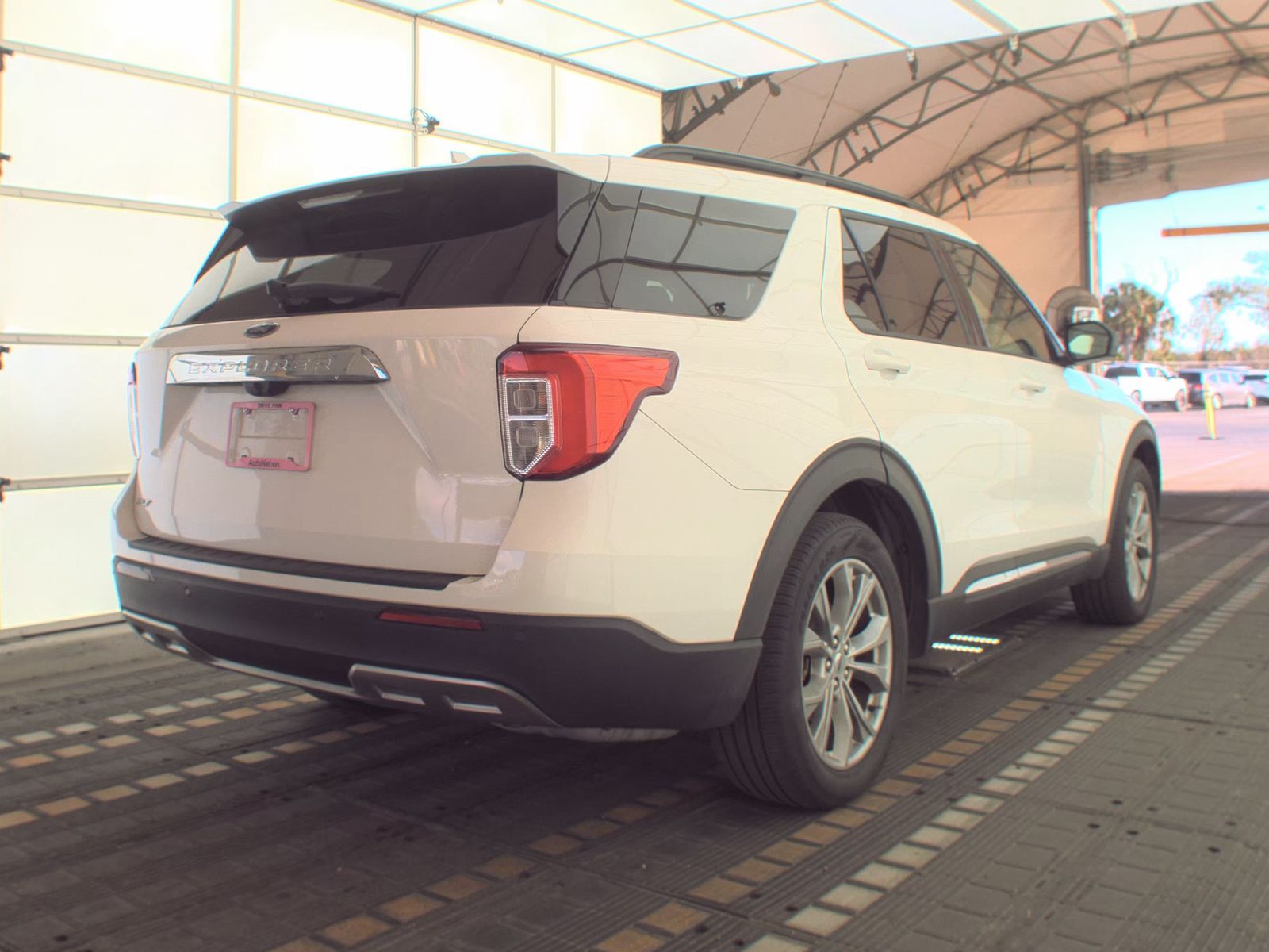 FORD EXPLORER - 6
