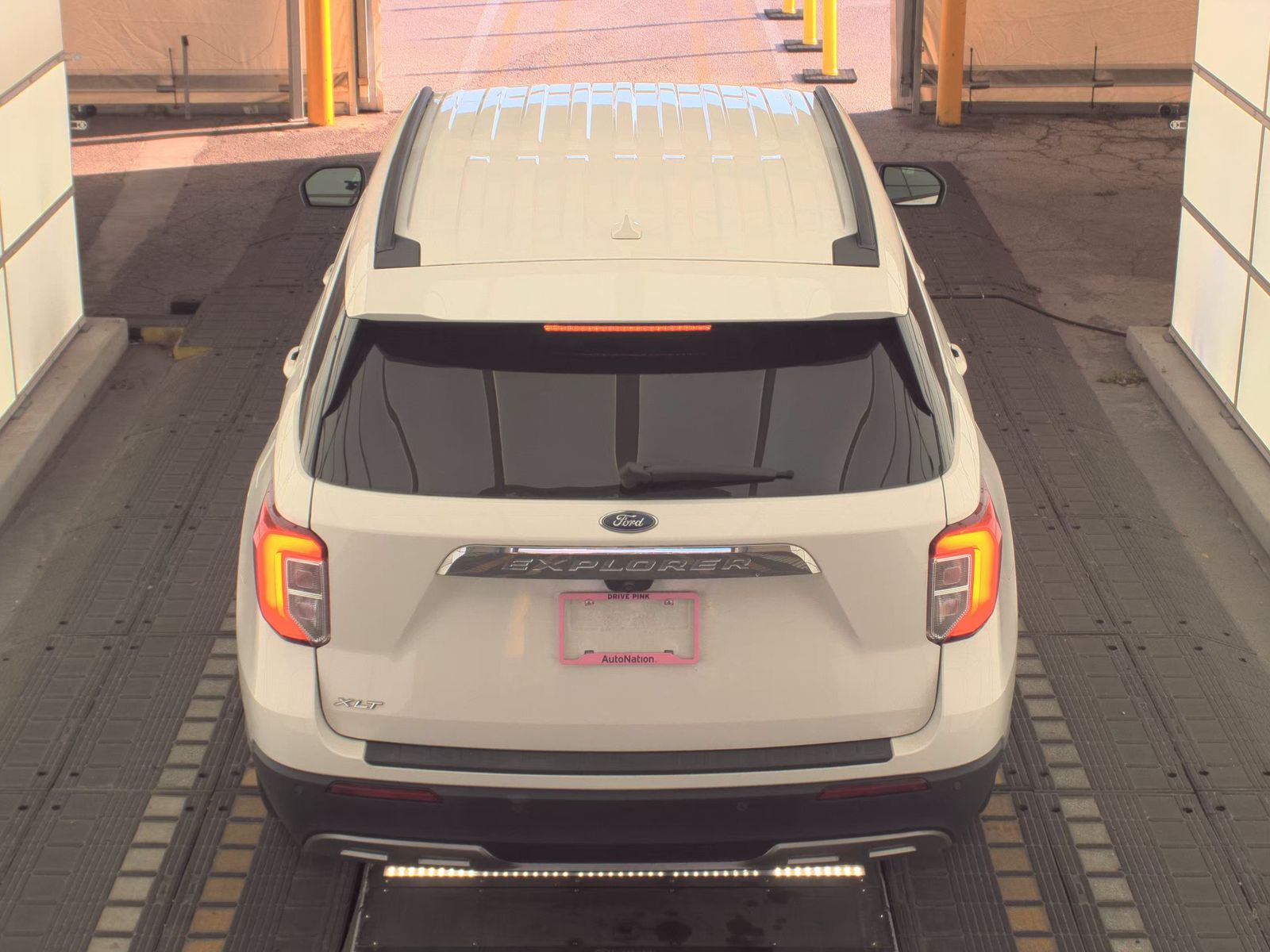 FORD EXPLORER - 7