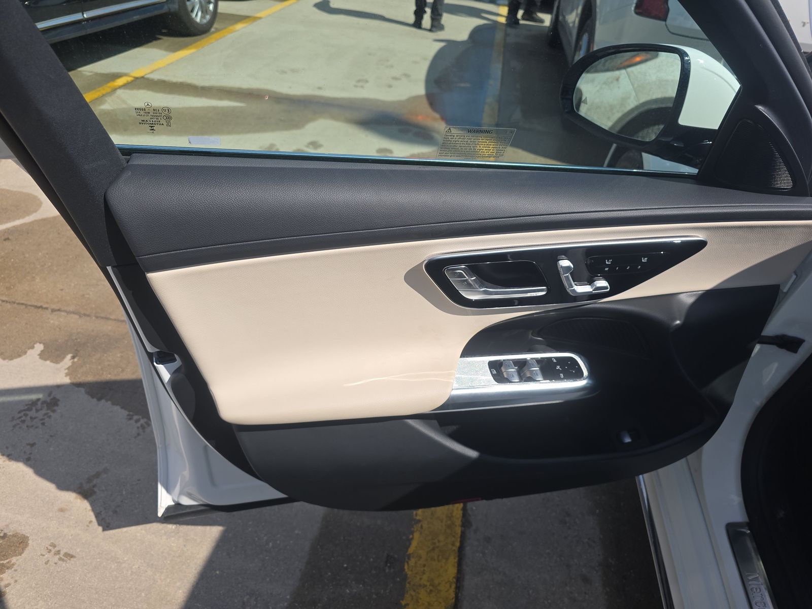 MERCEDES-BENZ E-CLASS - 10