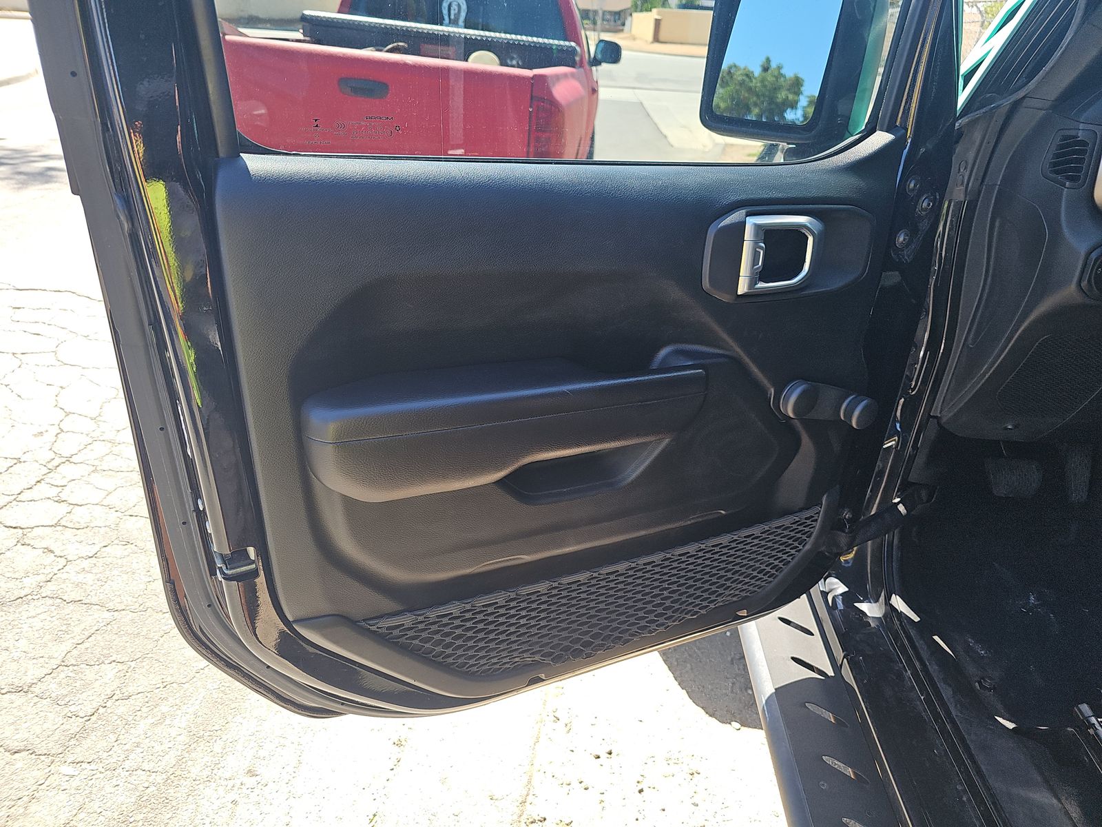 JEEP UNLIMITED SPORT - 10