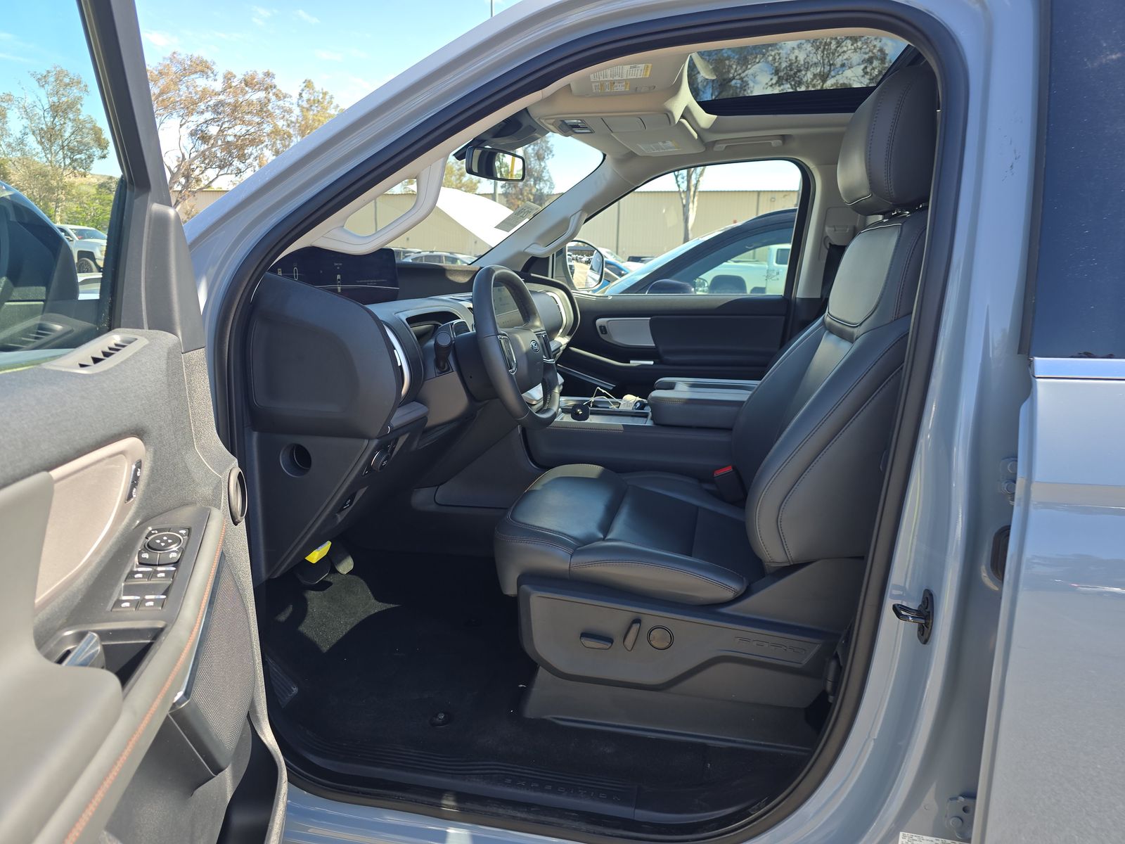 FORD EXPEDITION - 8