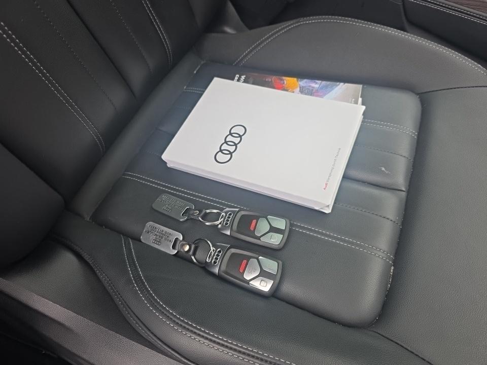 2023 Audi Q5 S line Premium Plus AWD