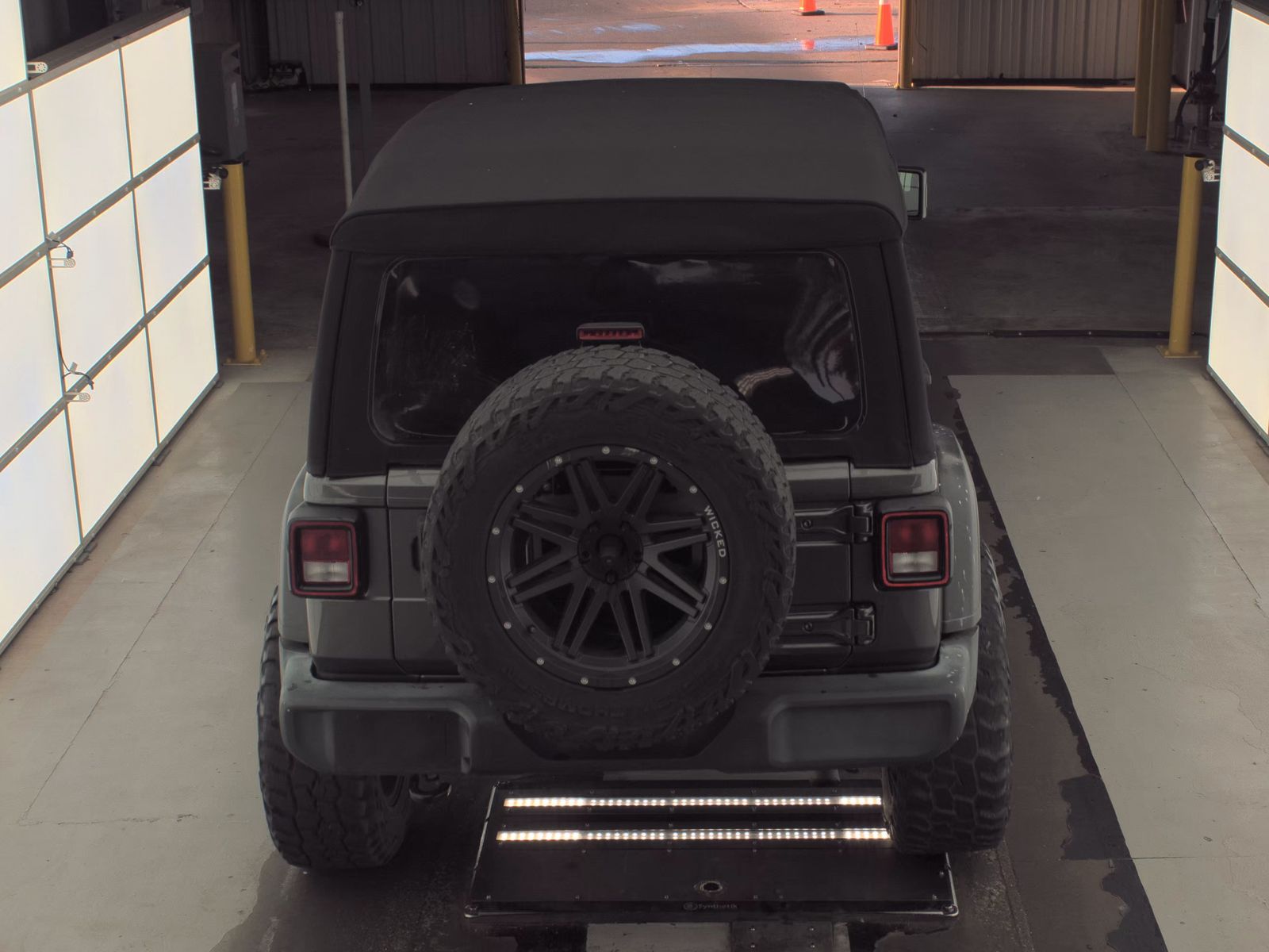 JEEP WRANGLER - 7