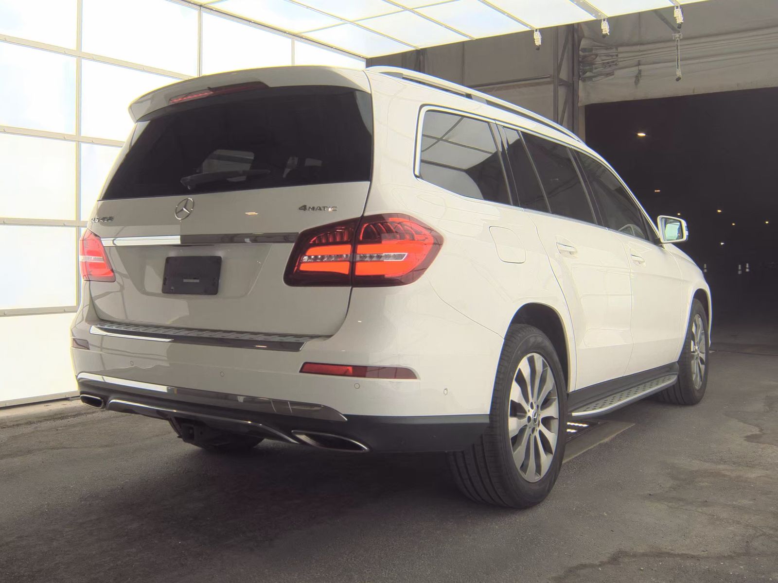 MERCEDES-BENZ GLS - 6