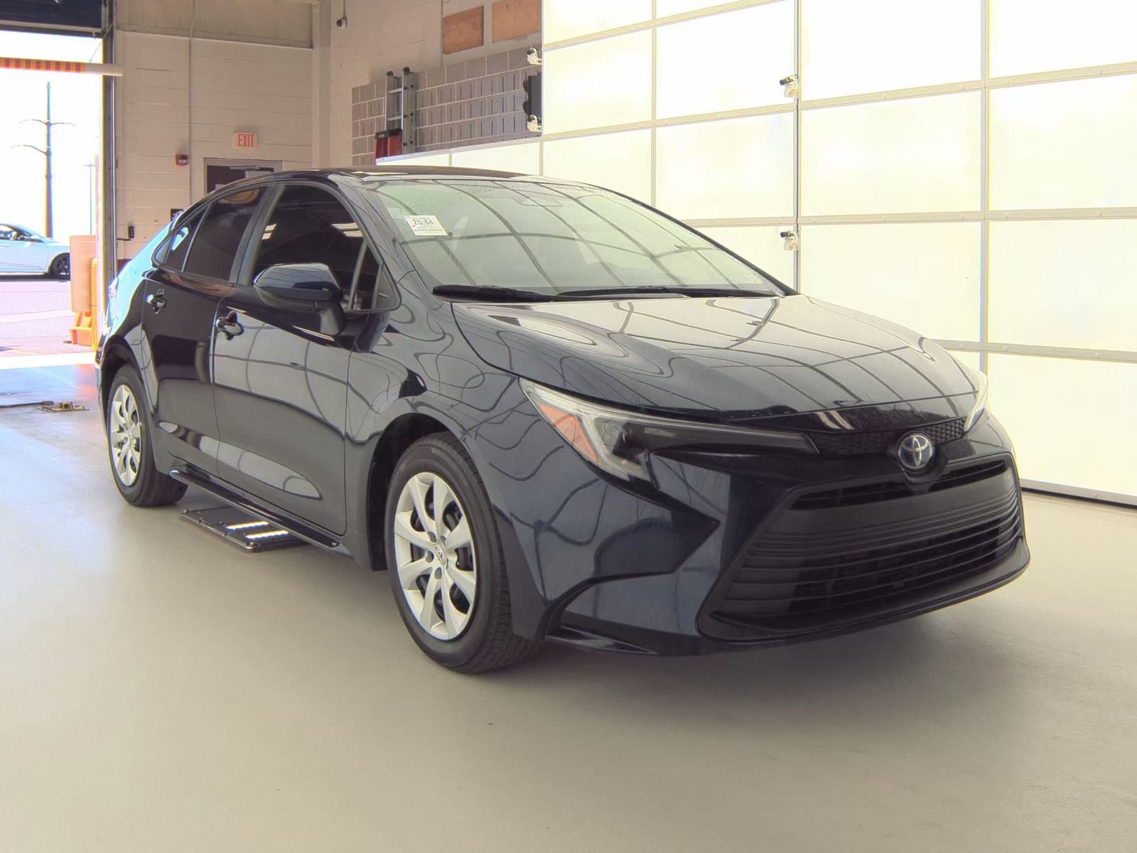 TOYOTA PRIUS - 4