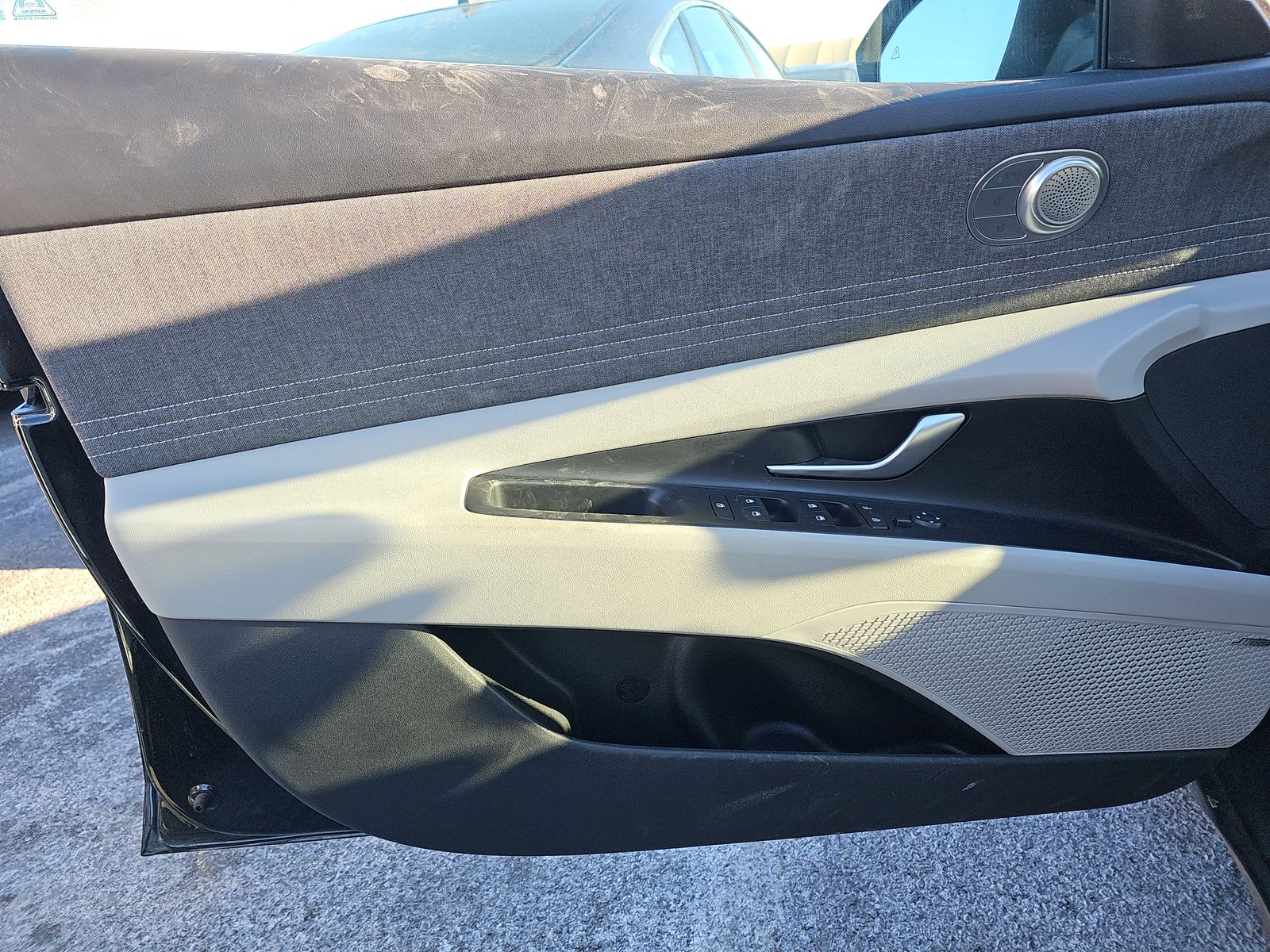 HYUNDAI LIMITED - 10