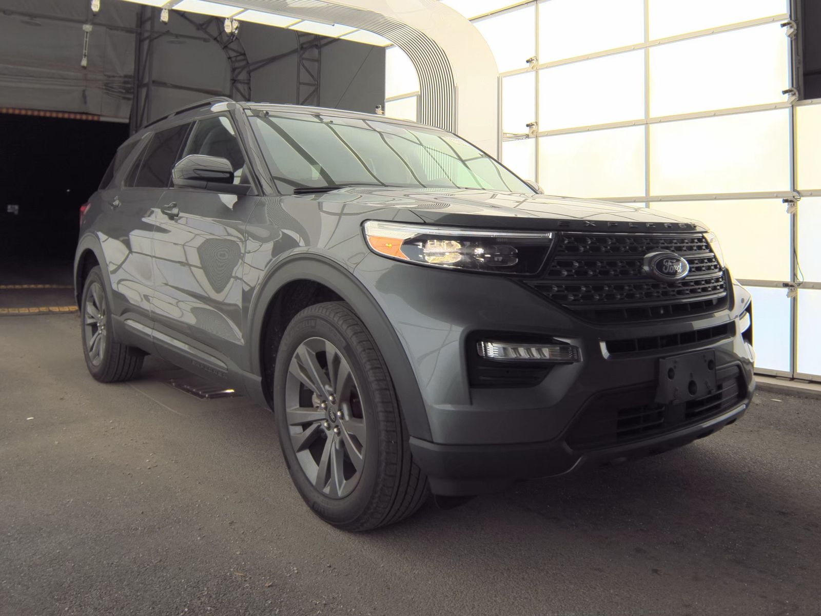 FORD EXPLORER - 5