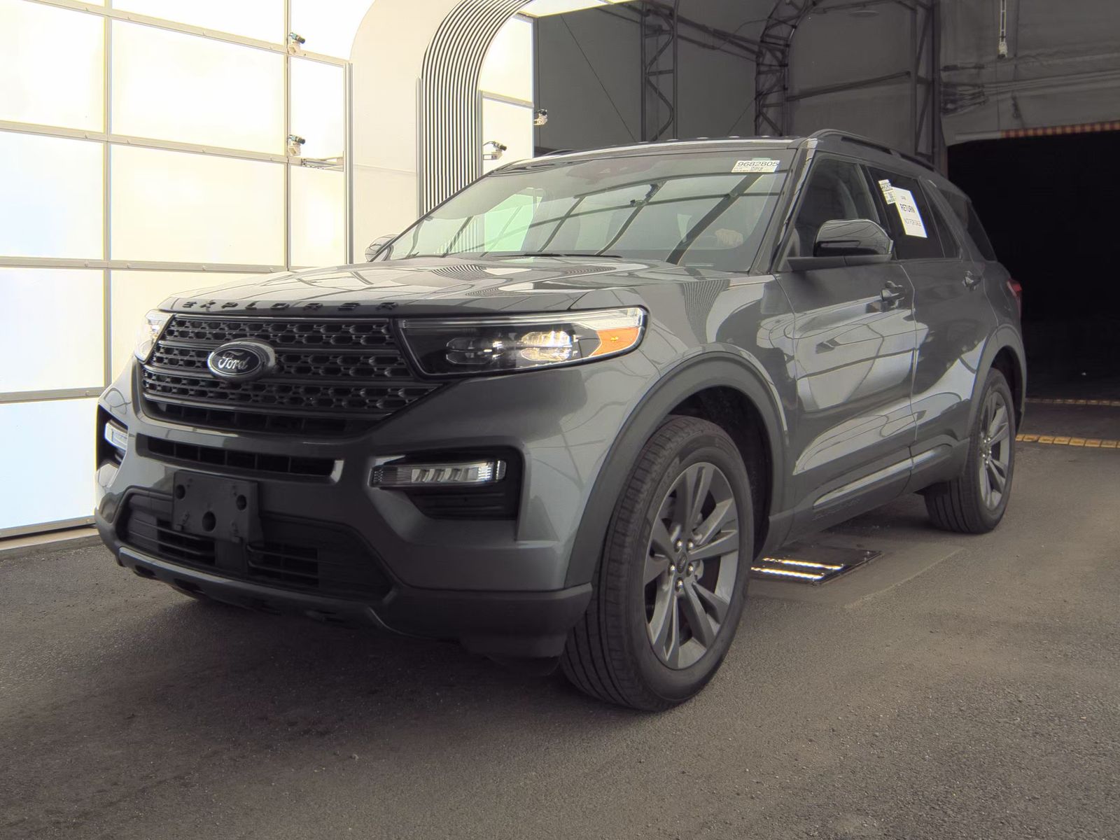 FORD EXPLORER - 1