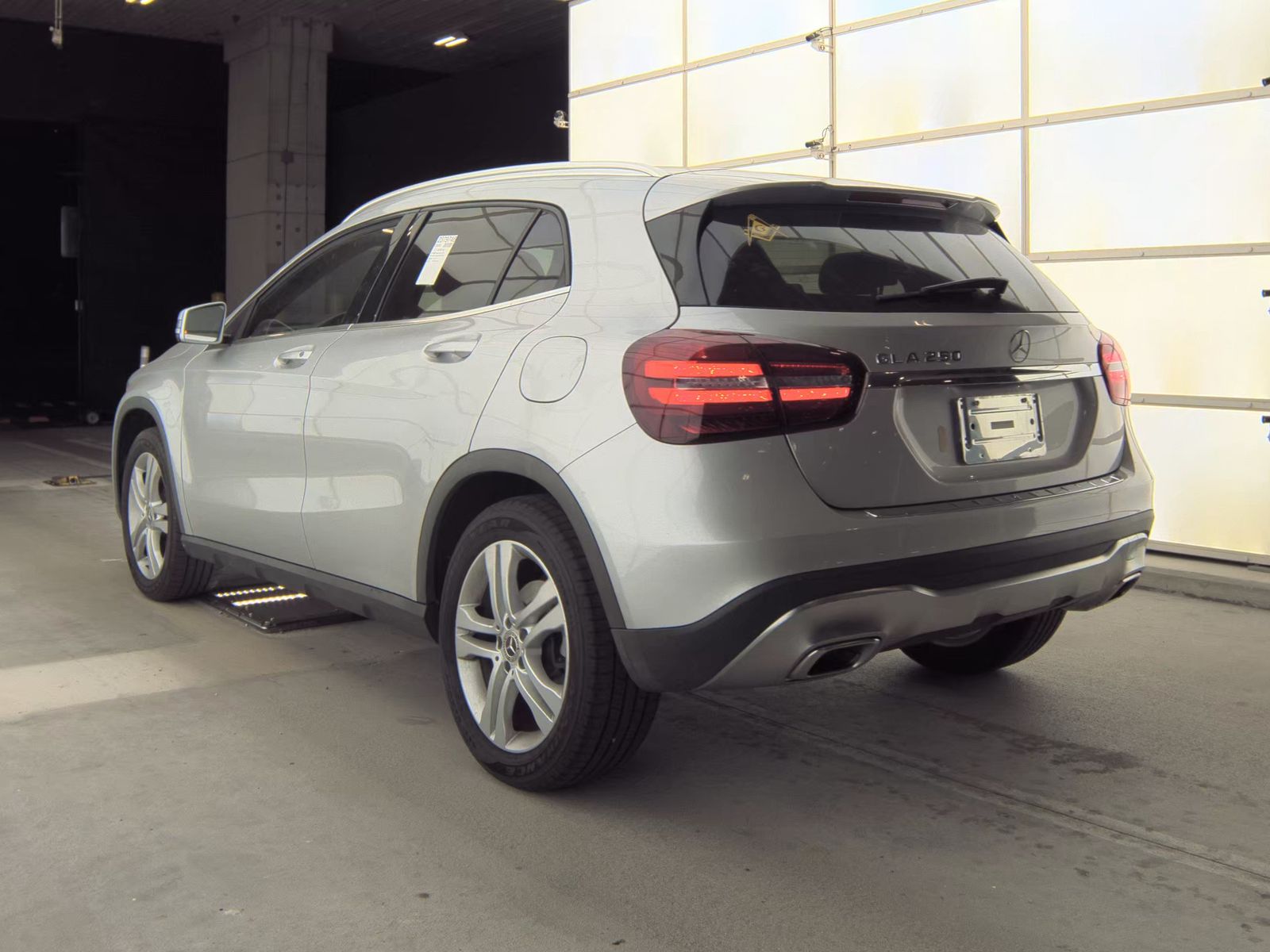 MERCEDES-BENZ GLA-CLASS - 9