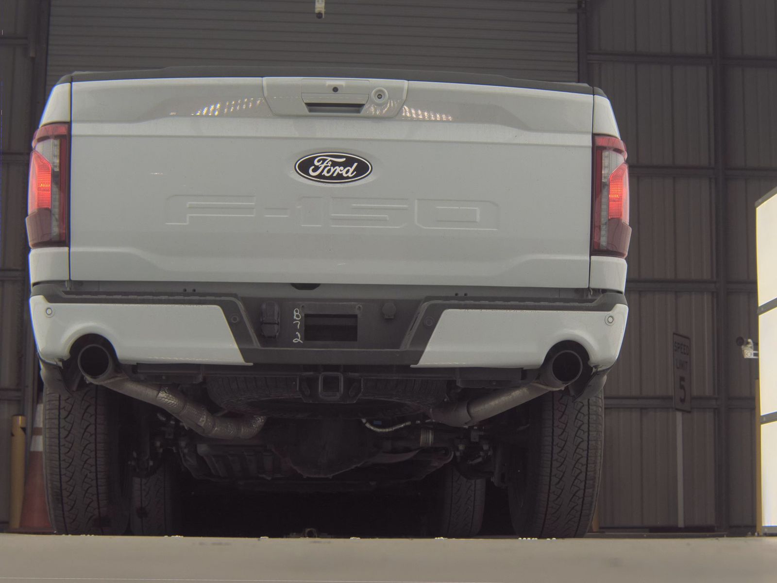 FORD F-150 - 8