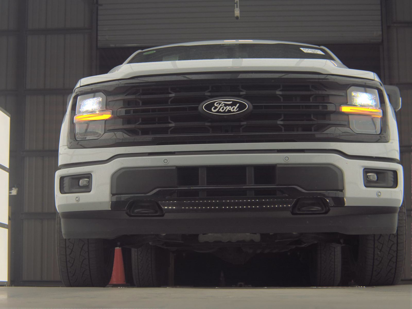 FORD F-150 - 4