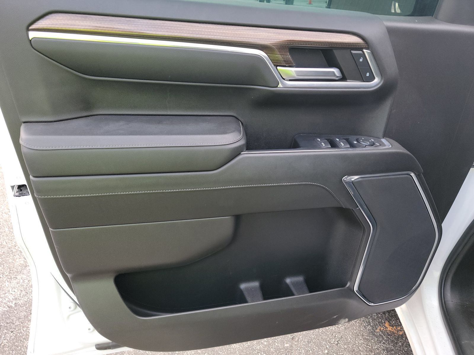 CHEVROLET LT TRL BOS - 10