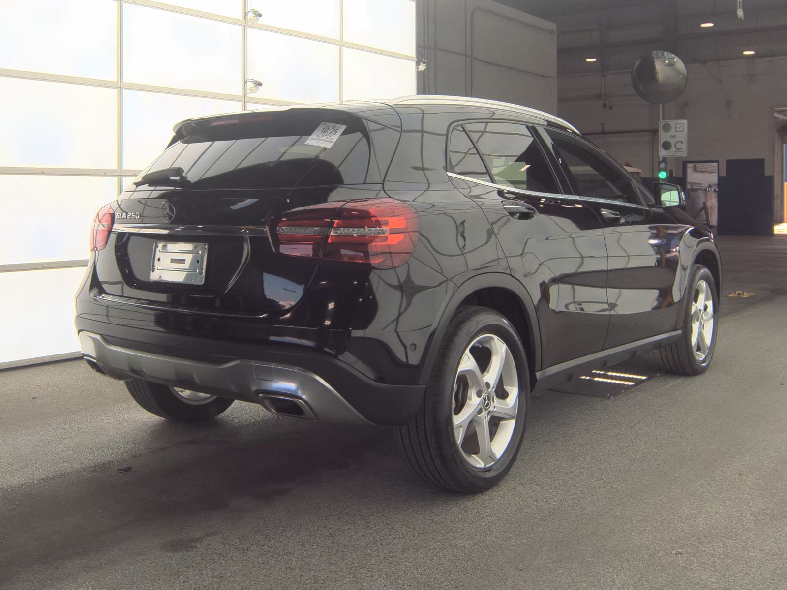 MERCEDES-BENZ GLA-CLASS - 6