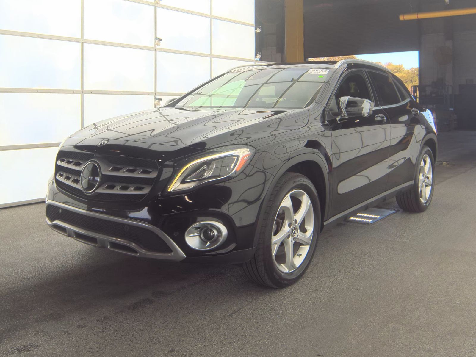 MERCEDES-BENZ GLA-CLASS - 1