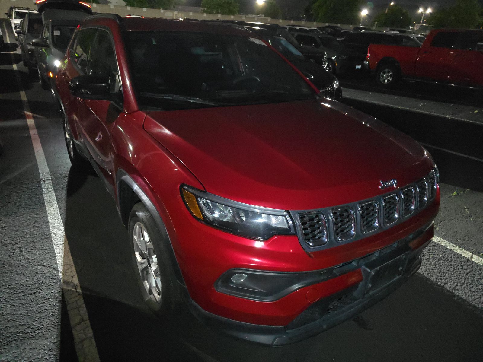 JEEP LATITUDE - 4