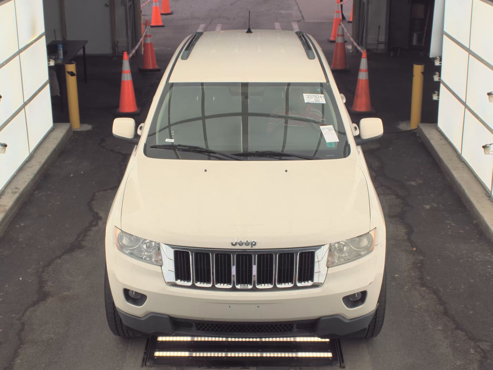 JEEP GRAND CHEROKEE - 3