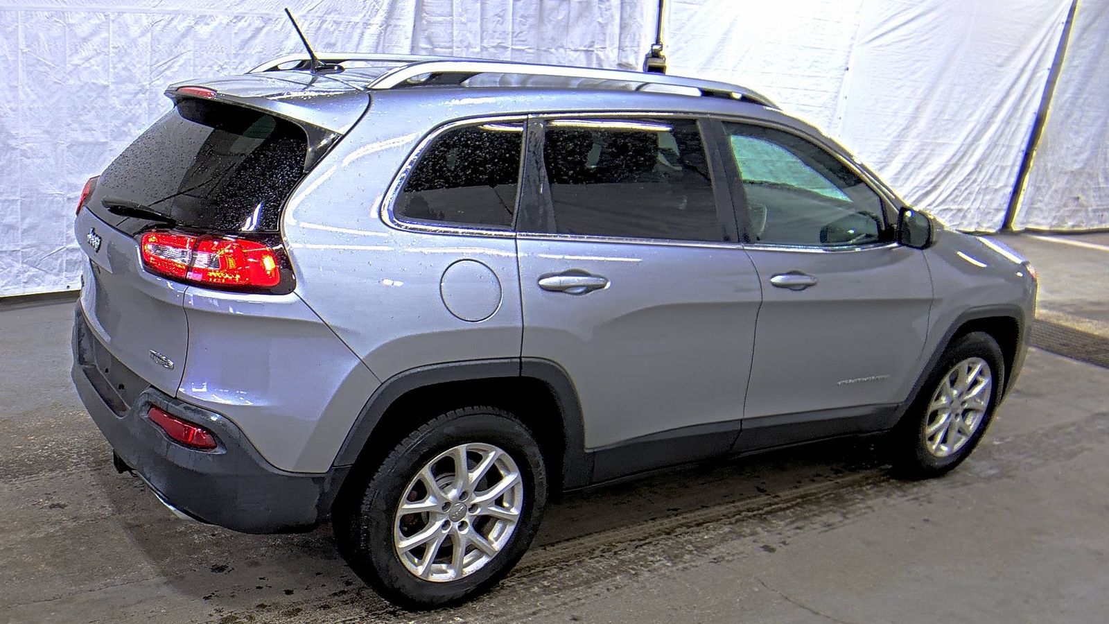 JEEP LATITUDE - 5