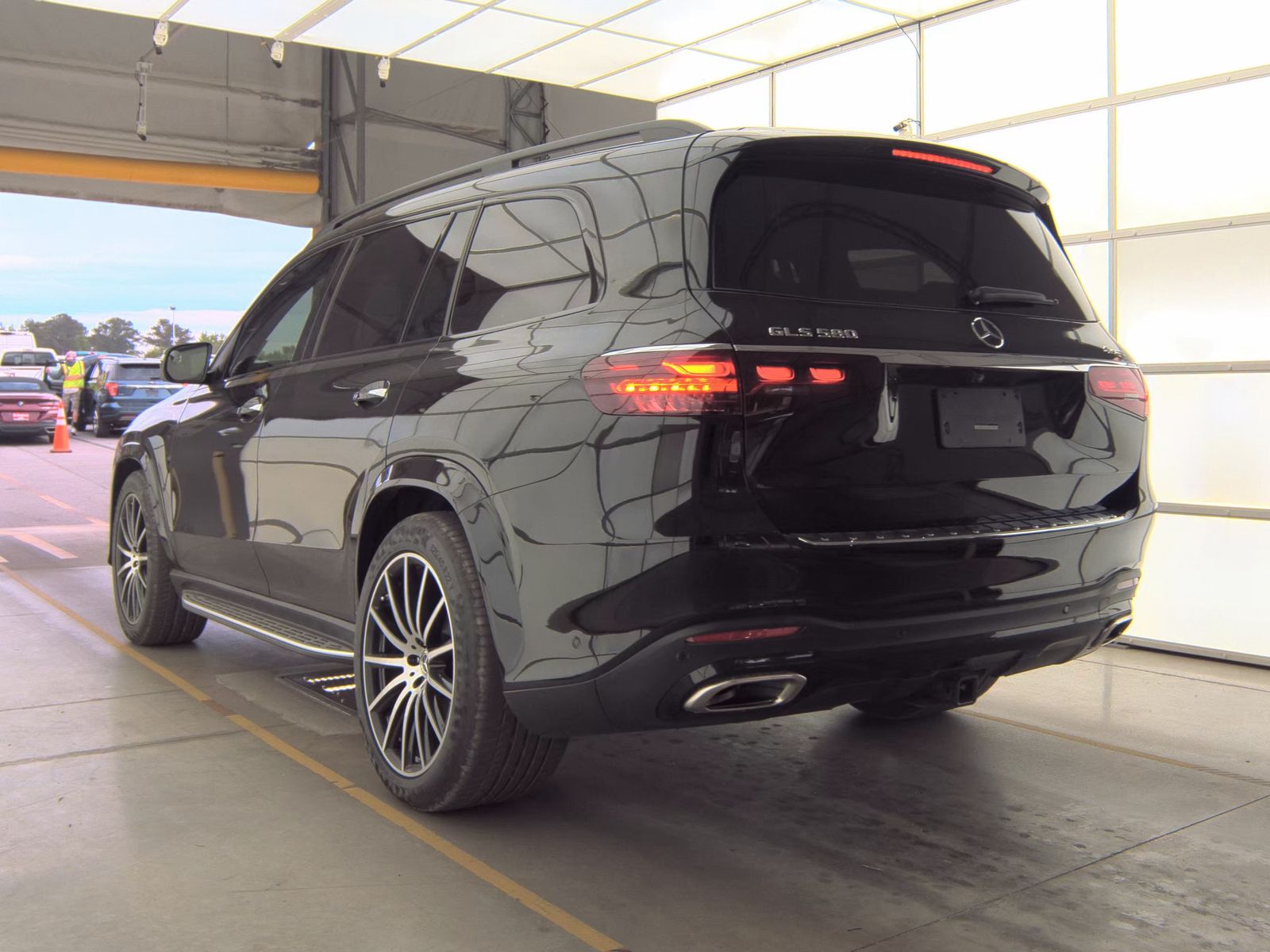 MERCEDES-BENZ GLS - 9