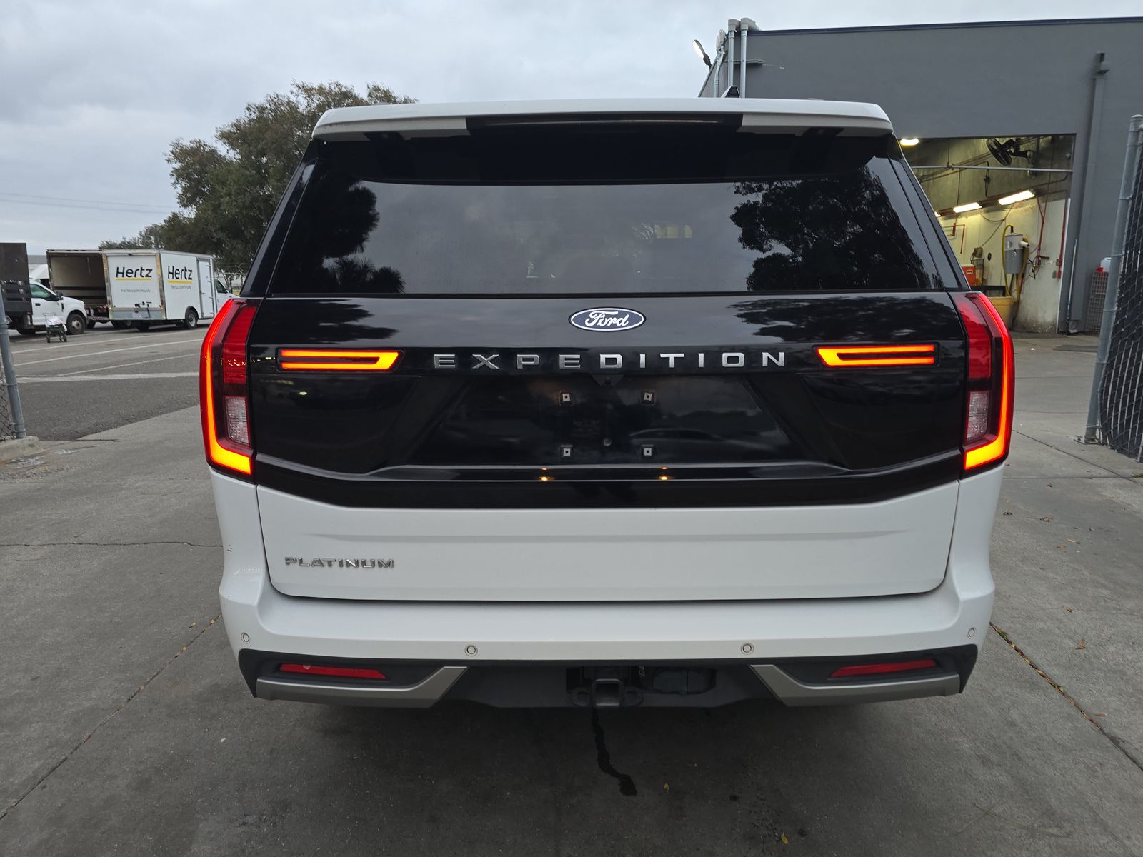 FORD EXPEDITION - 6