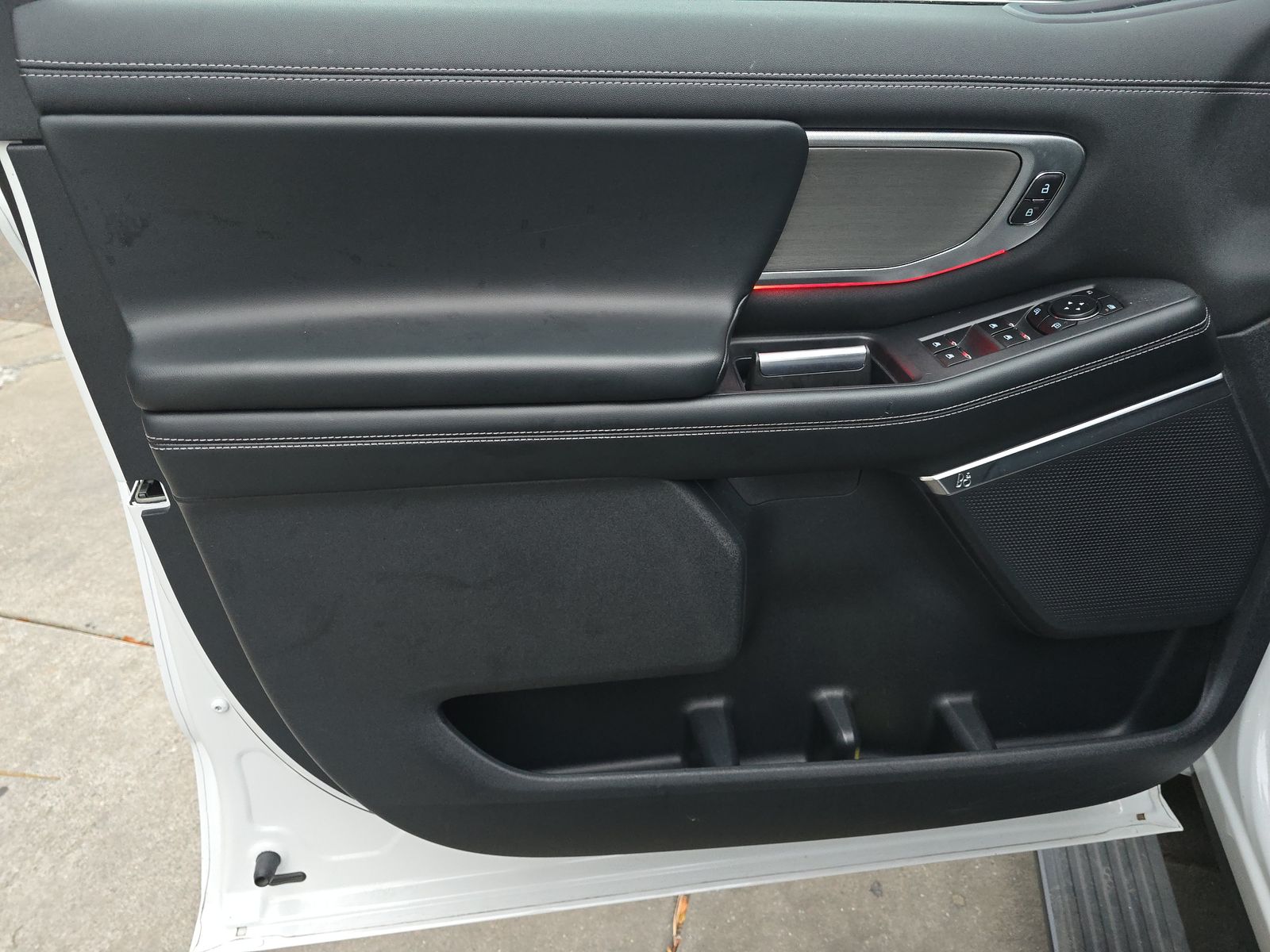 FORD EXPEDITION - 10