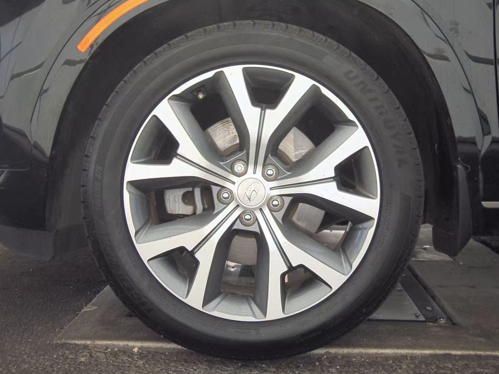 HYUNDAI LIMITED - 10