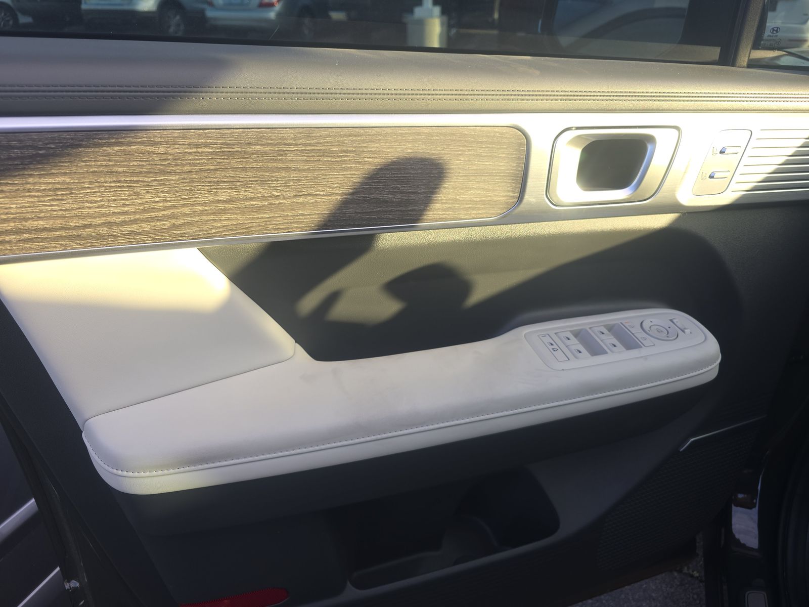 HYUNDAI CALLIGRAPH - 10