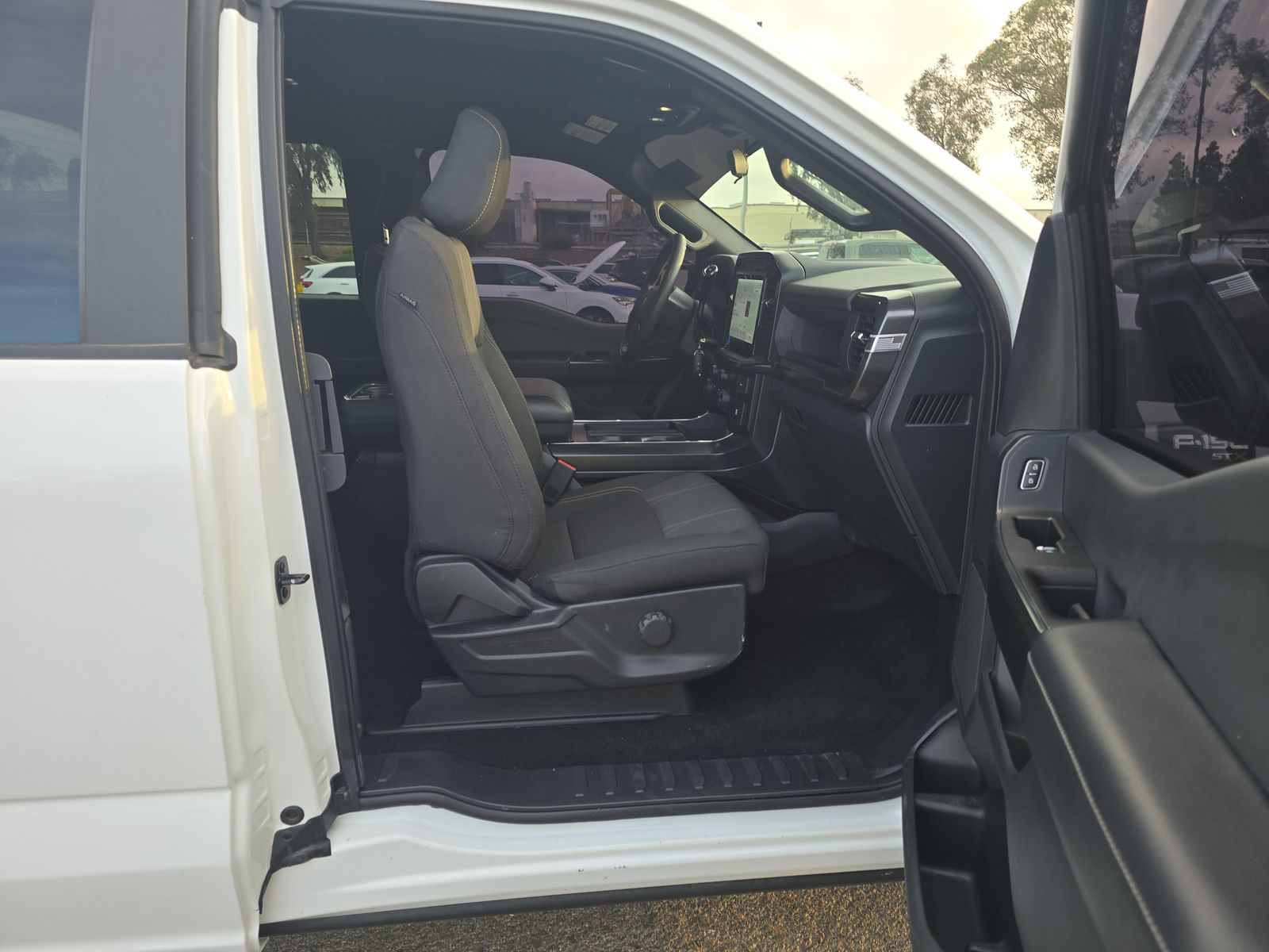 FORD F-150 - 9