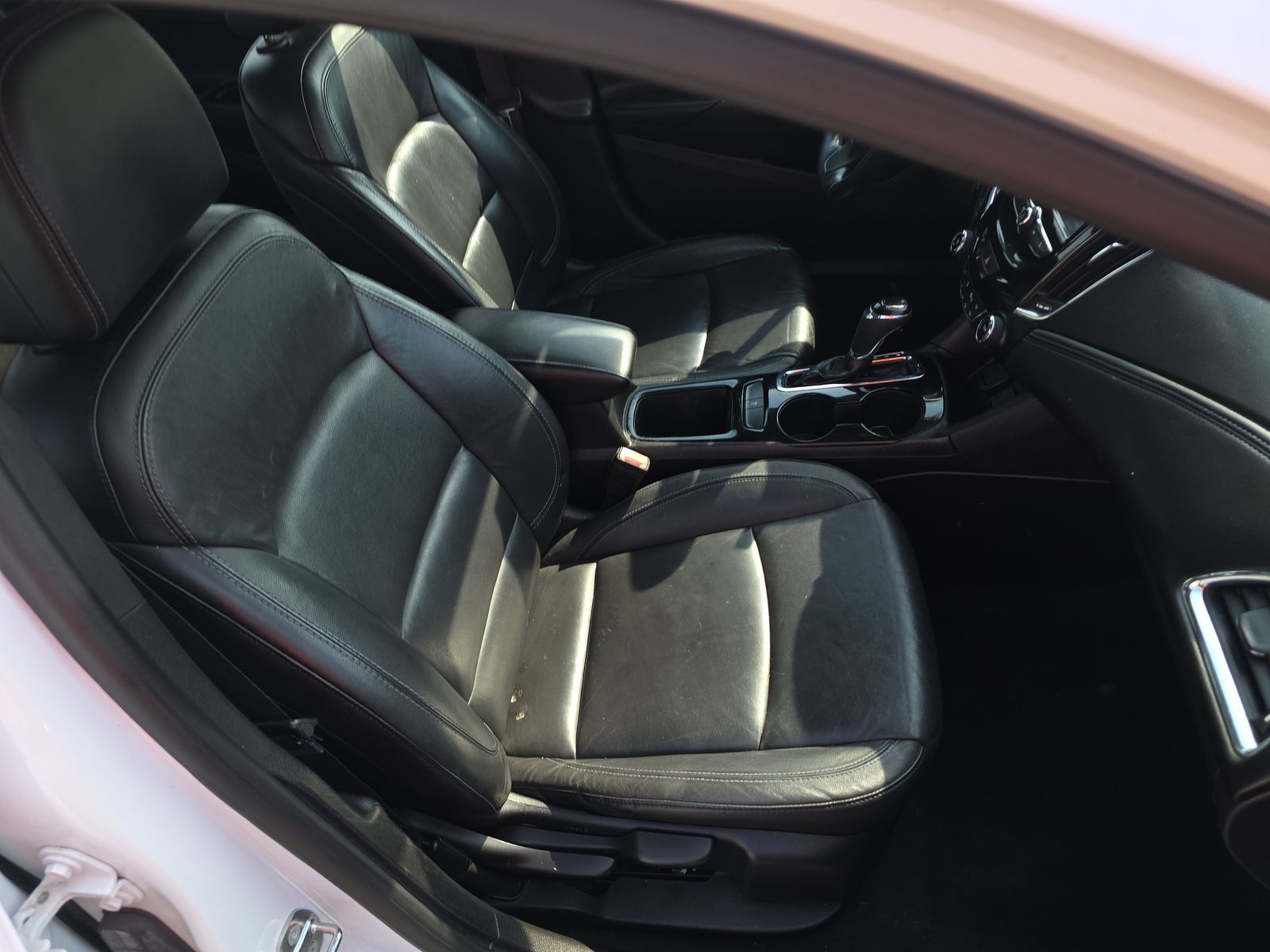 CHEVROLET PREMIER - 9