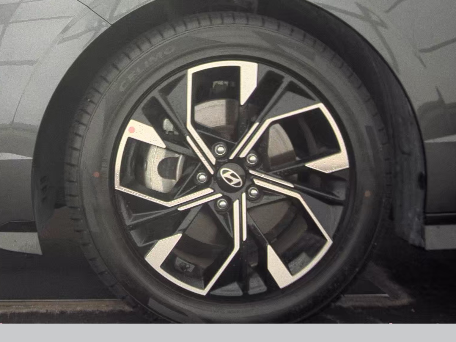 HYUNDAI SEL FWD - 10