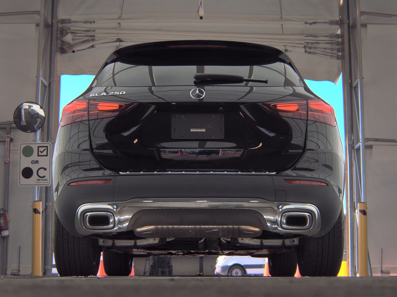 MERCEDES-BENZ GLA-CLASS - 8