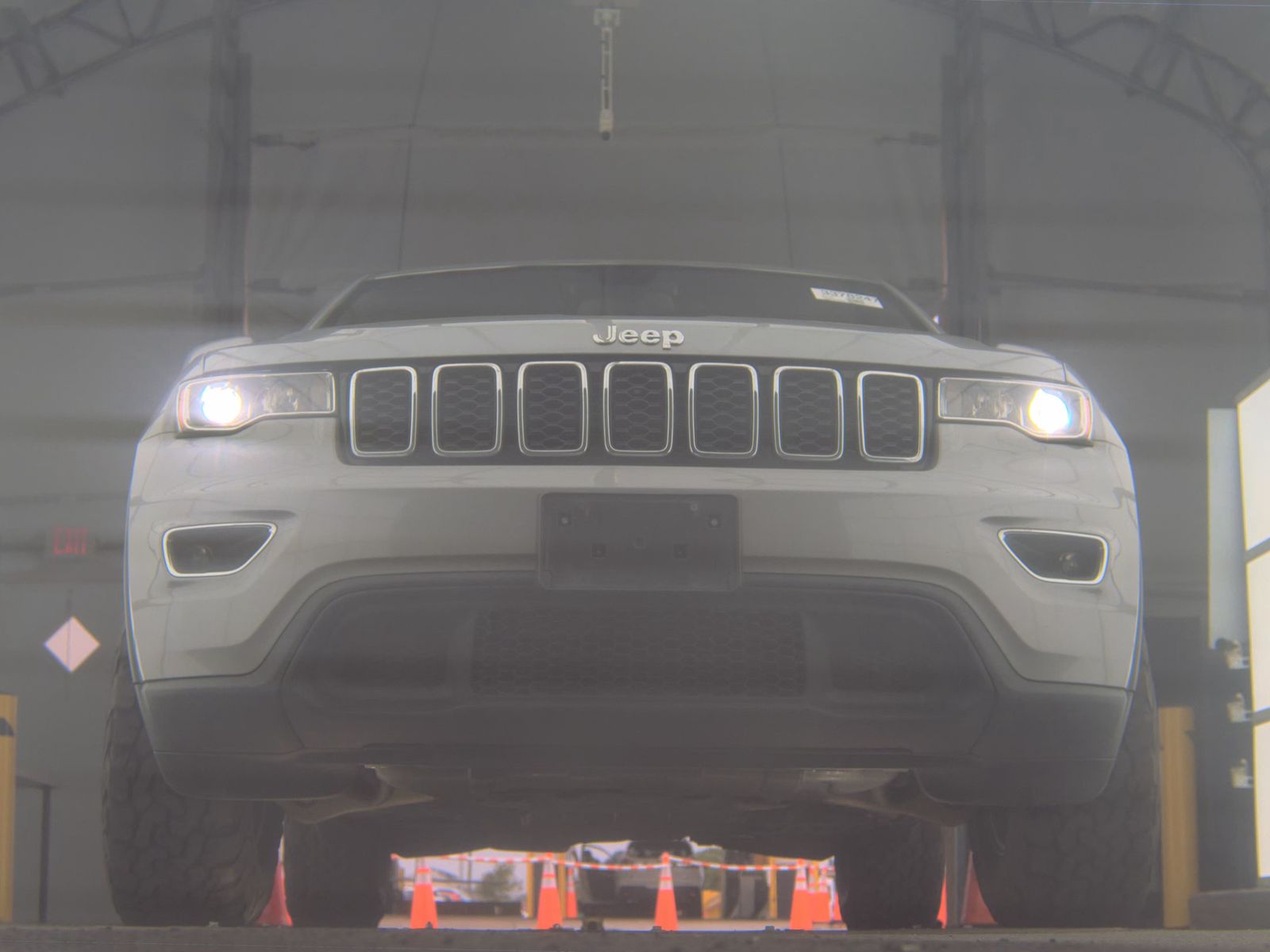 JEEP GRAND CHEROKEE - 4