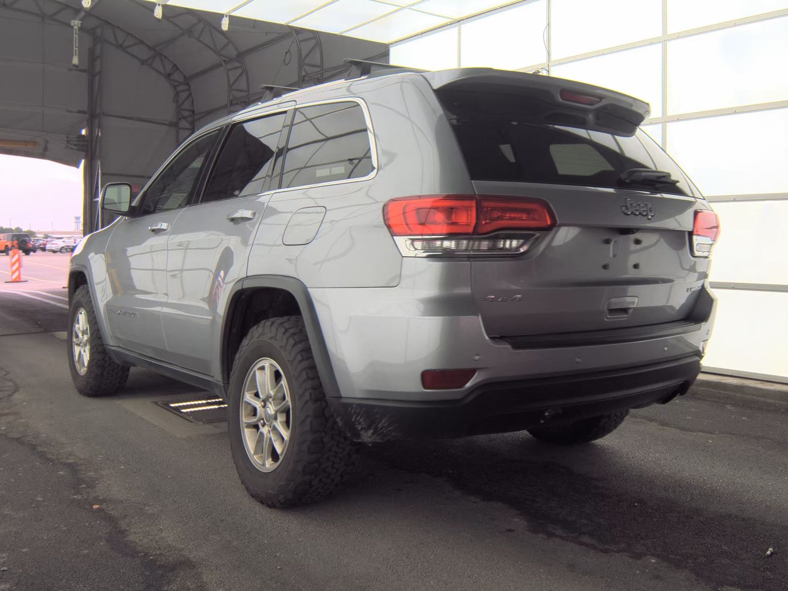 JEEP GRAND CHEROKEE - 9