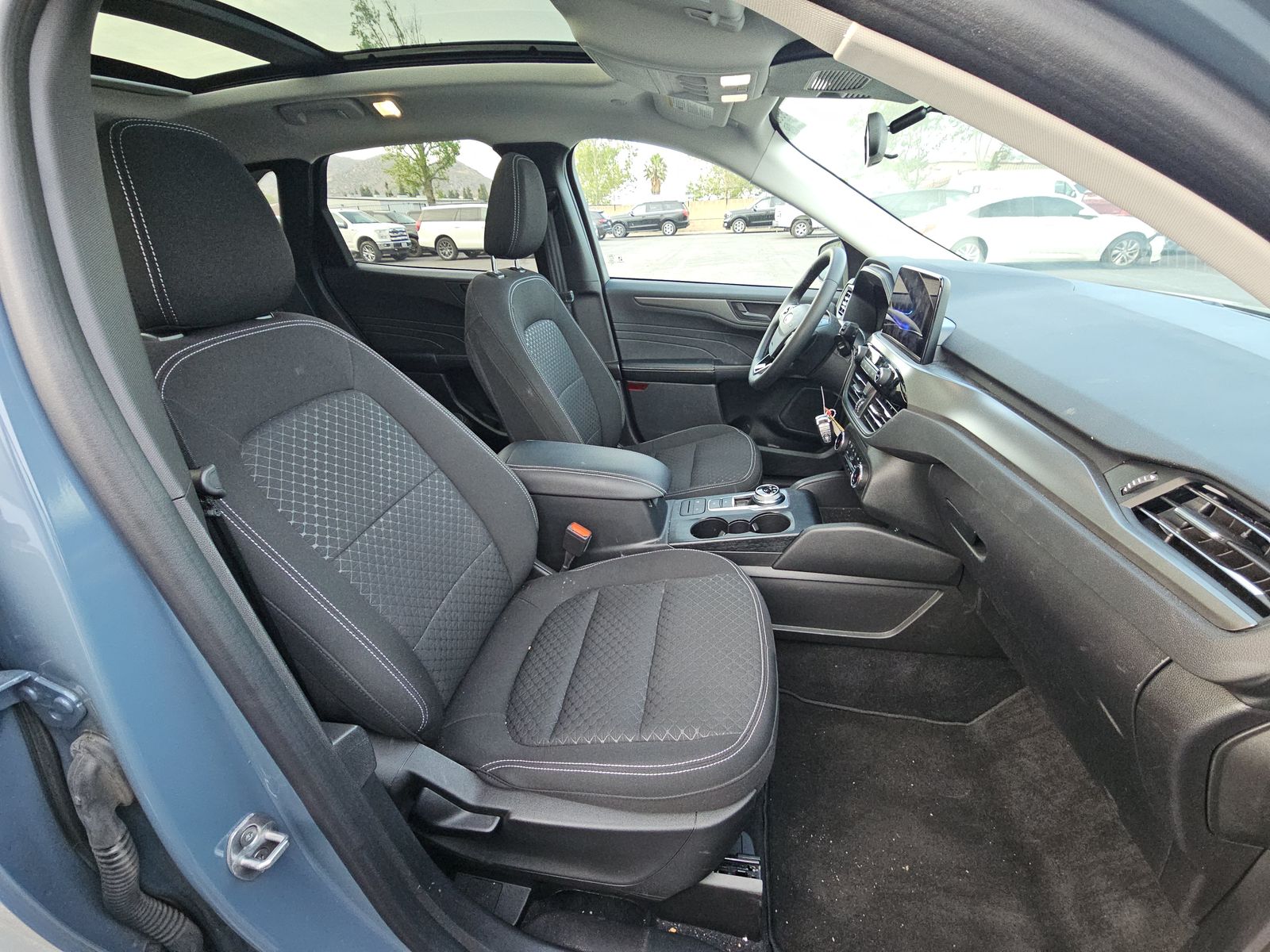FORD ESCAPE - 9
