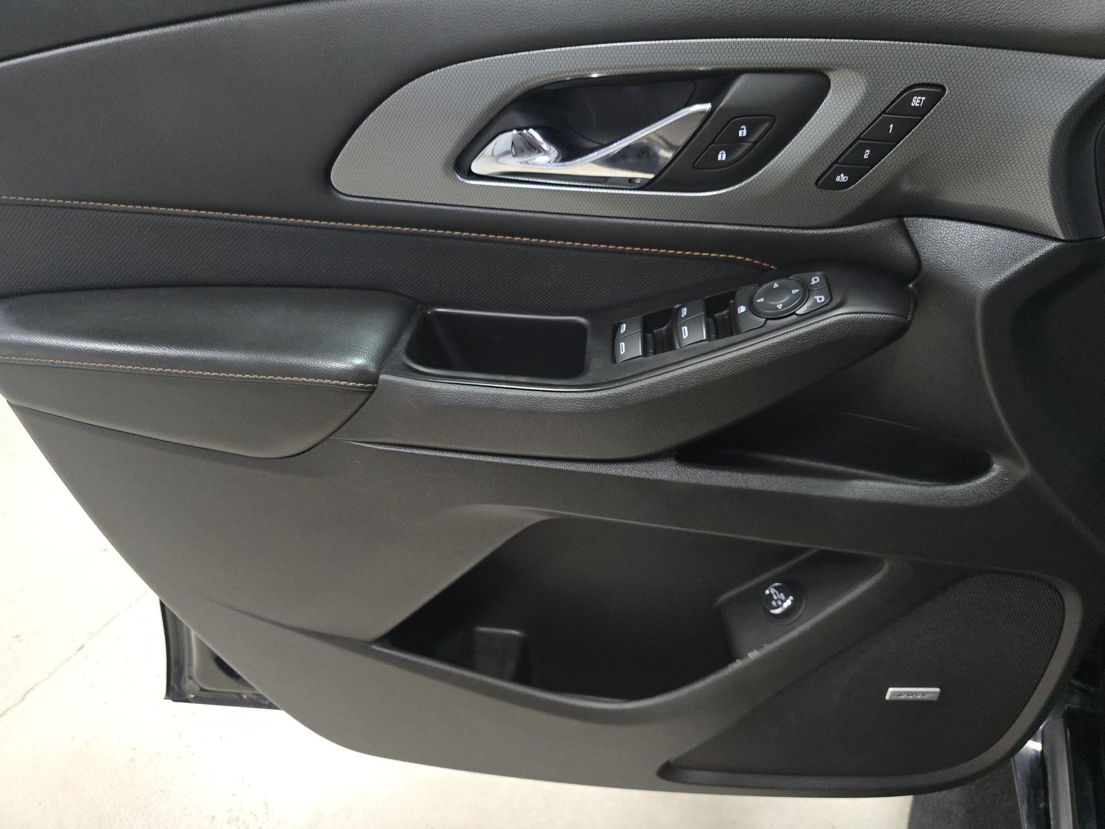 CHEVROLET PREMIER - 10