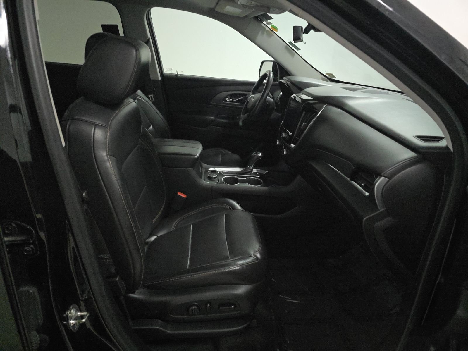 CHEVROLET PREMIER - 9