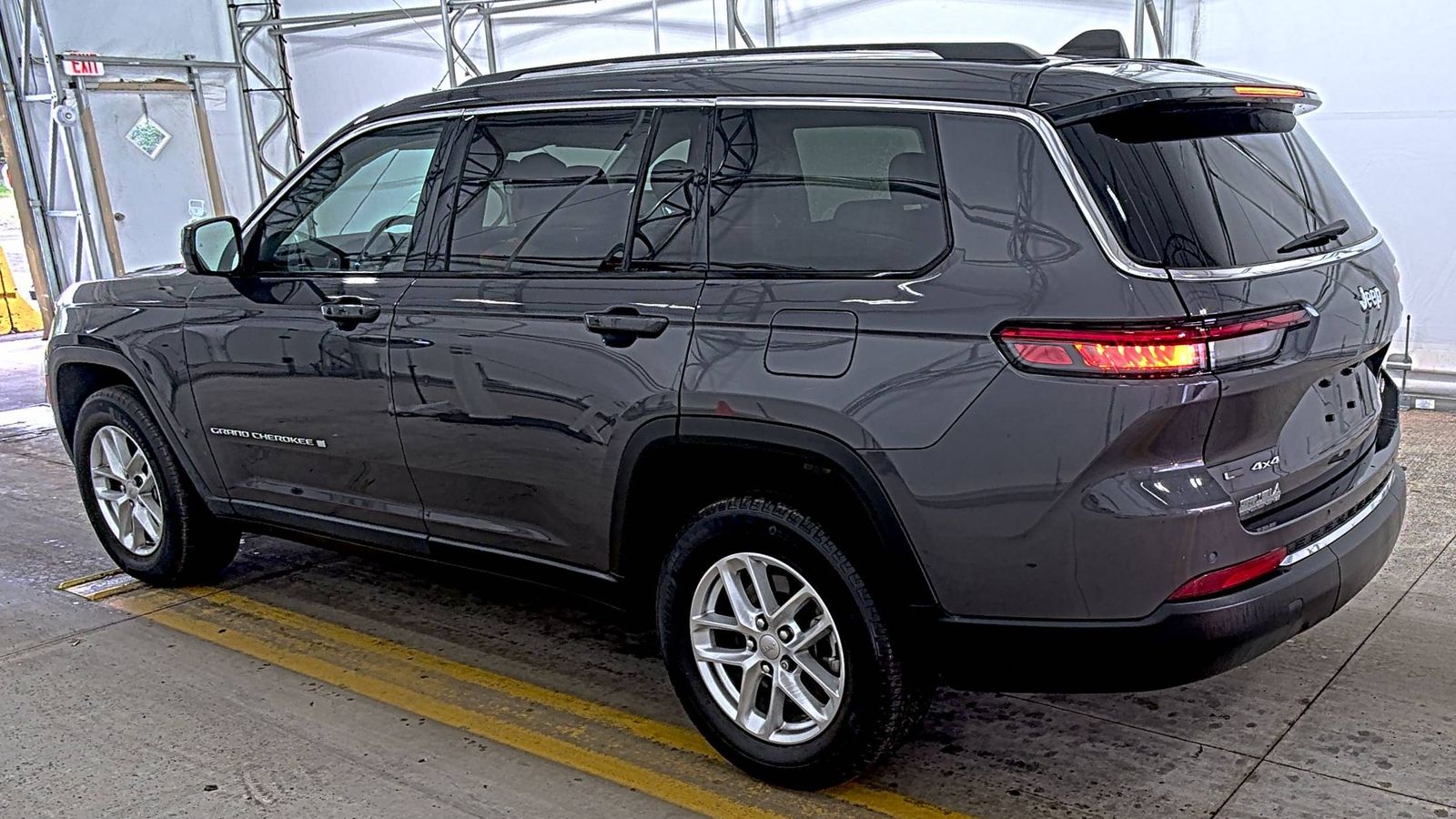 JEEP LAREDO - 7