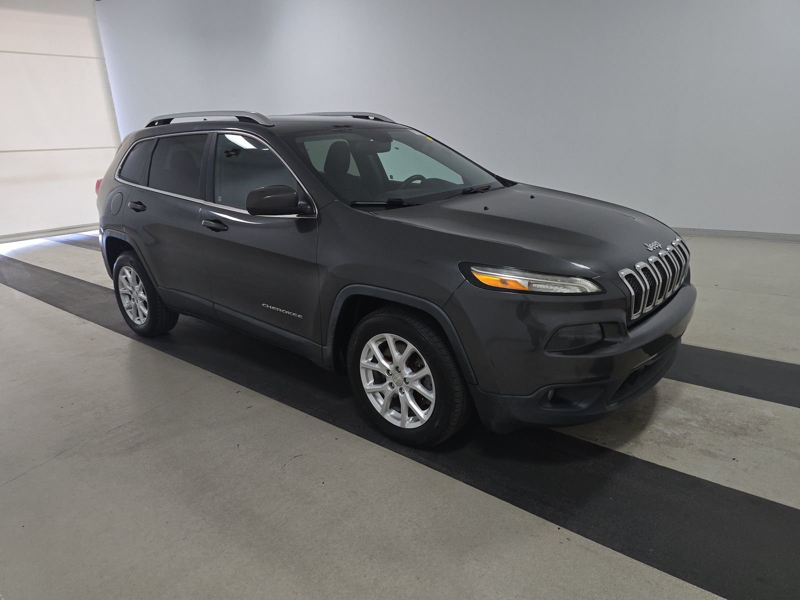 JEEP LATITUDE - 4