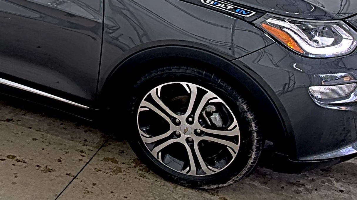 CHEVROLET PREMIER - 9