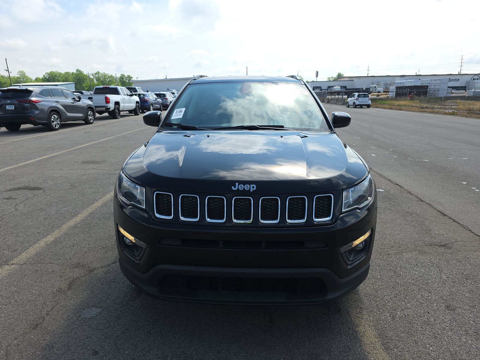 JEEP LATITUDE - 3
