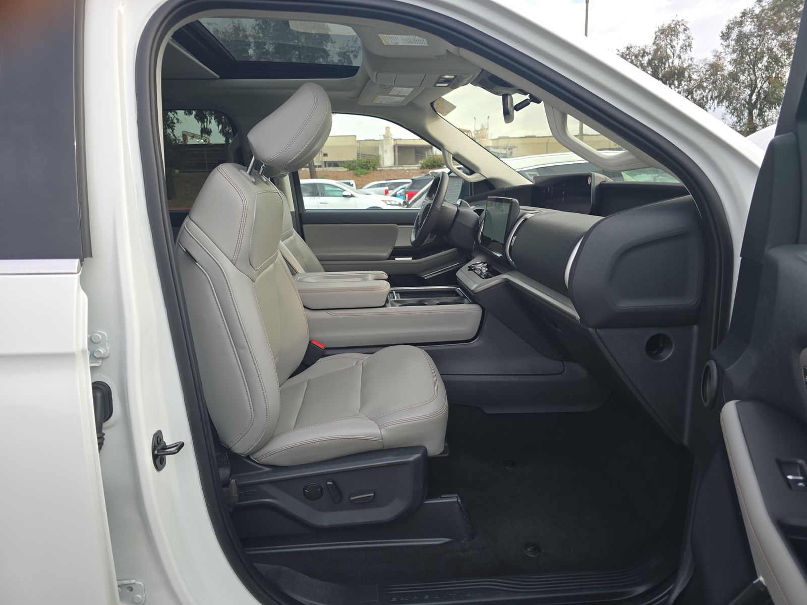 FORD EXPEDITION - 9