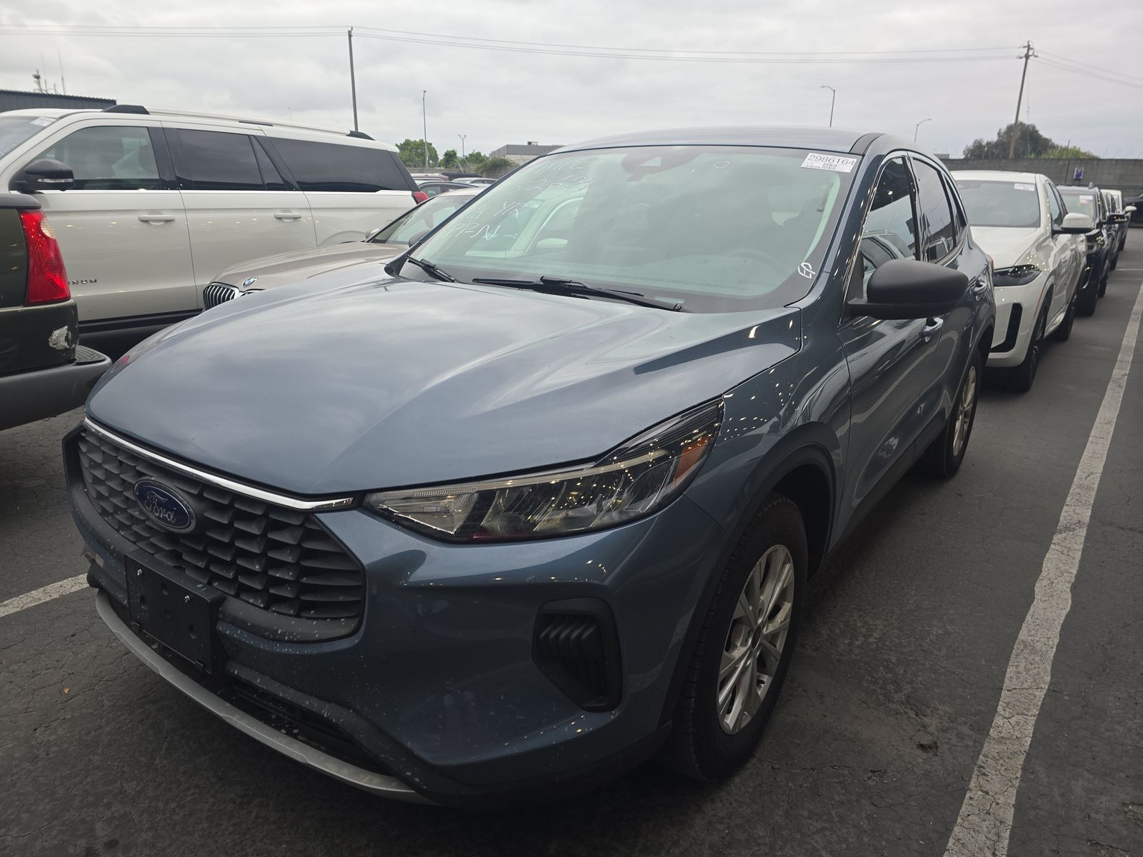 FORD ESCAPE - 1