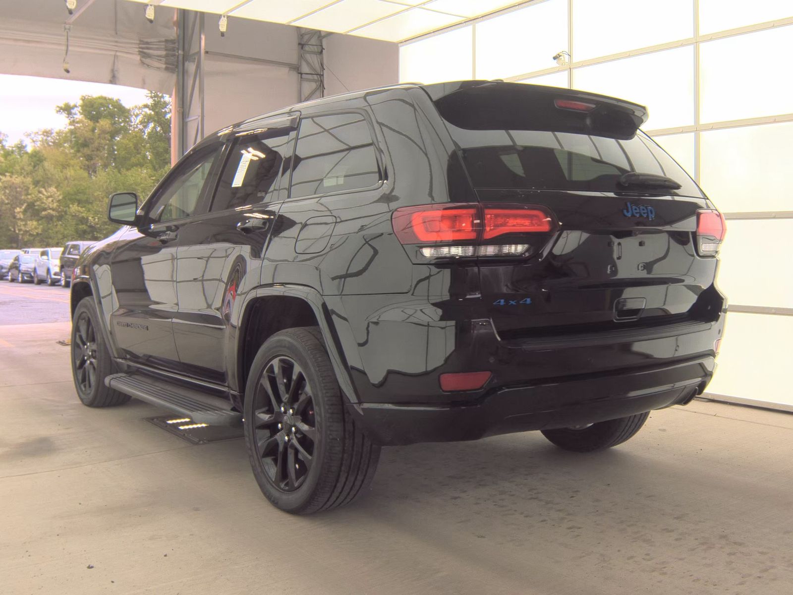 JEEP GRAND CHEROKEE - 9