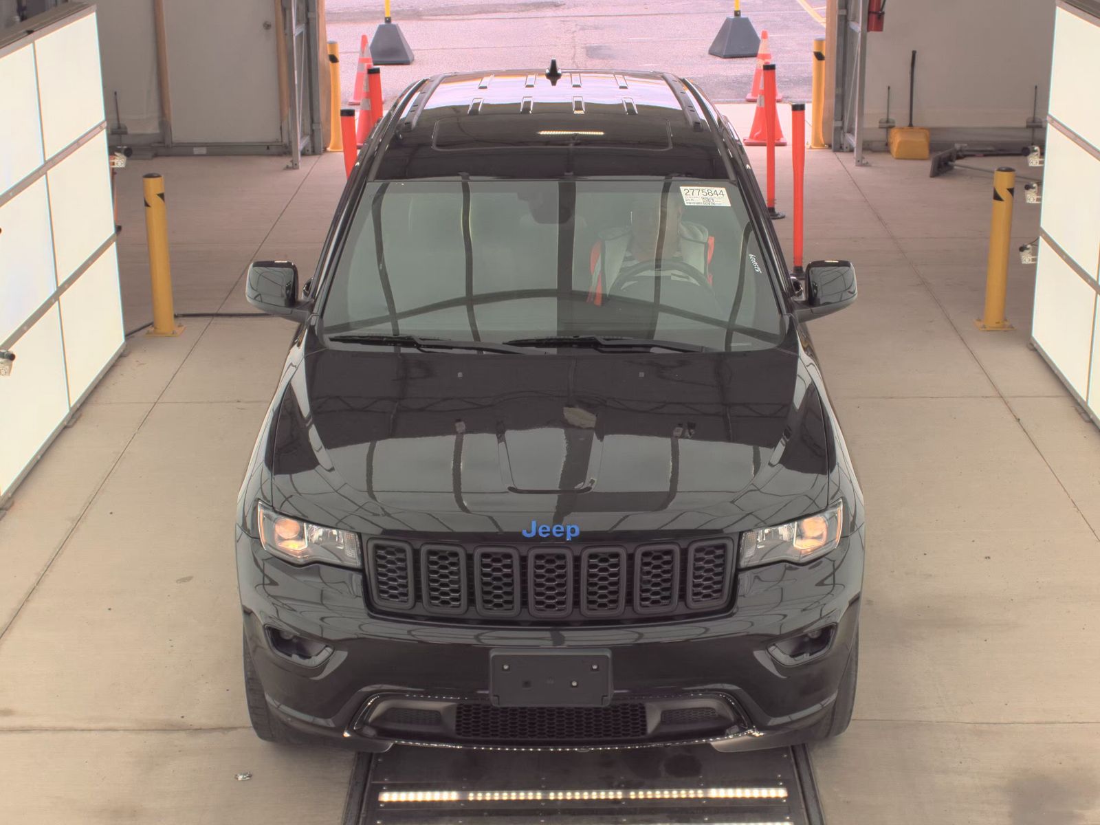 JEEP GRAND CHEROKEE - 3