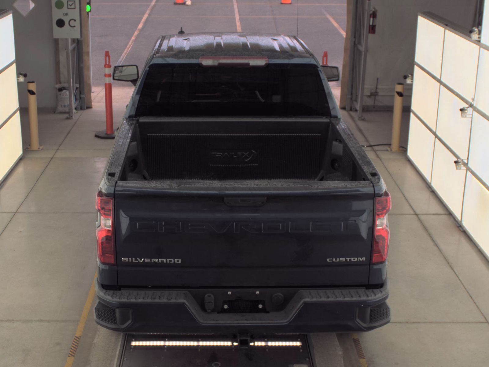 CHEVROLET CUSTOM - 7